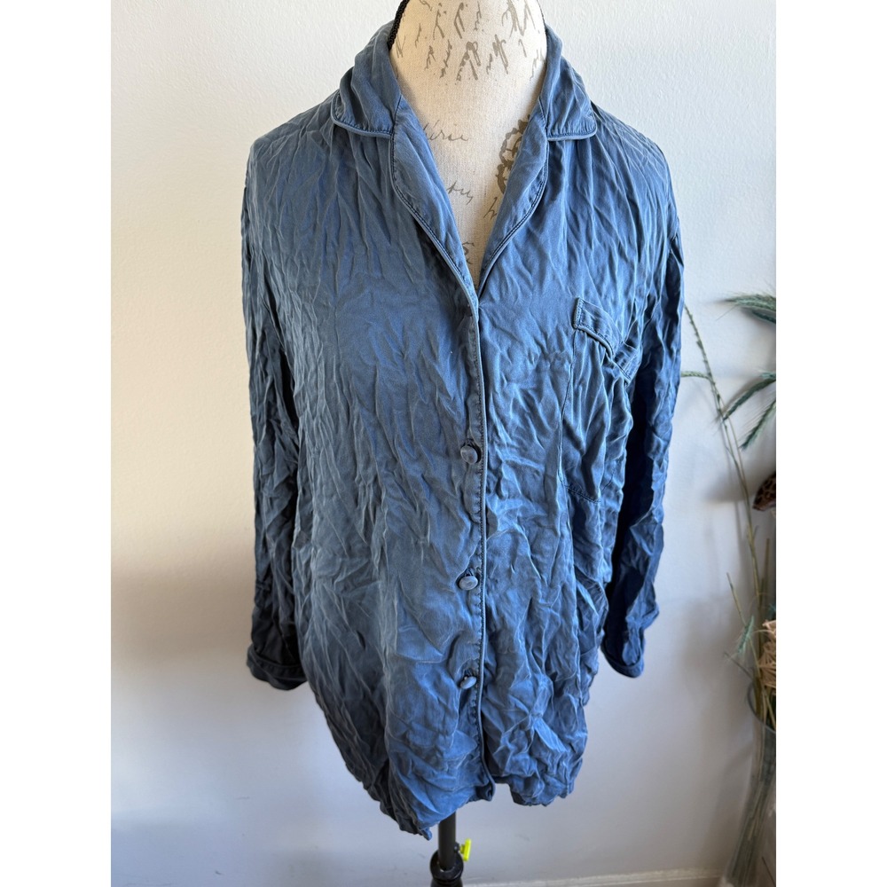Vintage Victoria's Secret Silk Button Down Shirt Top Blouse Womens Size M Blue